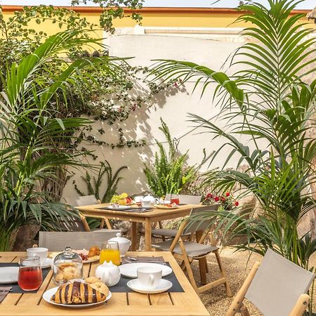 Bed and Breakfast Boutique Marconi Куарту-Сант'Элена Экстерьер фото